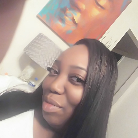 Meet your Posher, Lanel - Picture 1 of 1